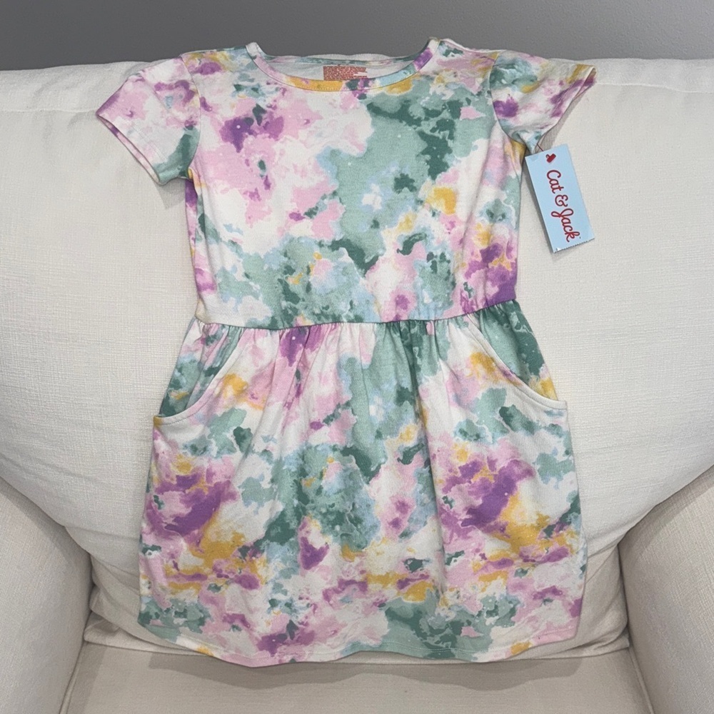 NWT cat & jack Tye dye like short sleeve Dress with Pockets